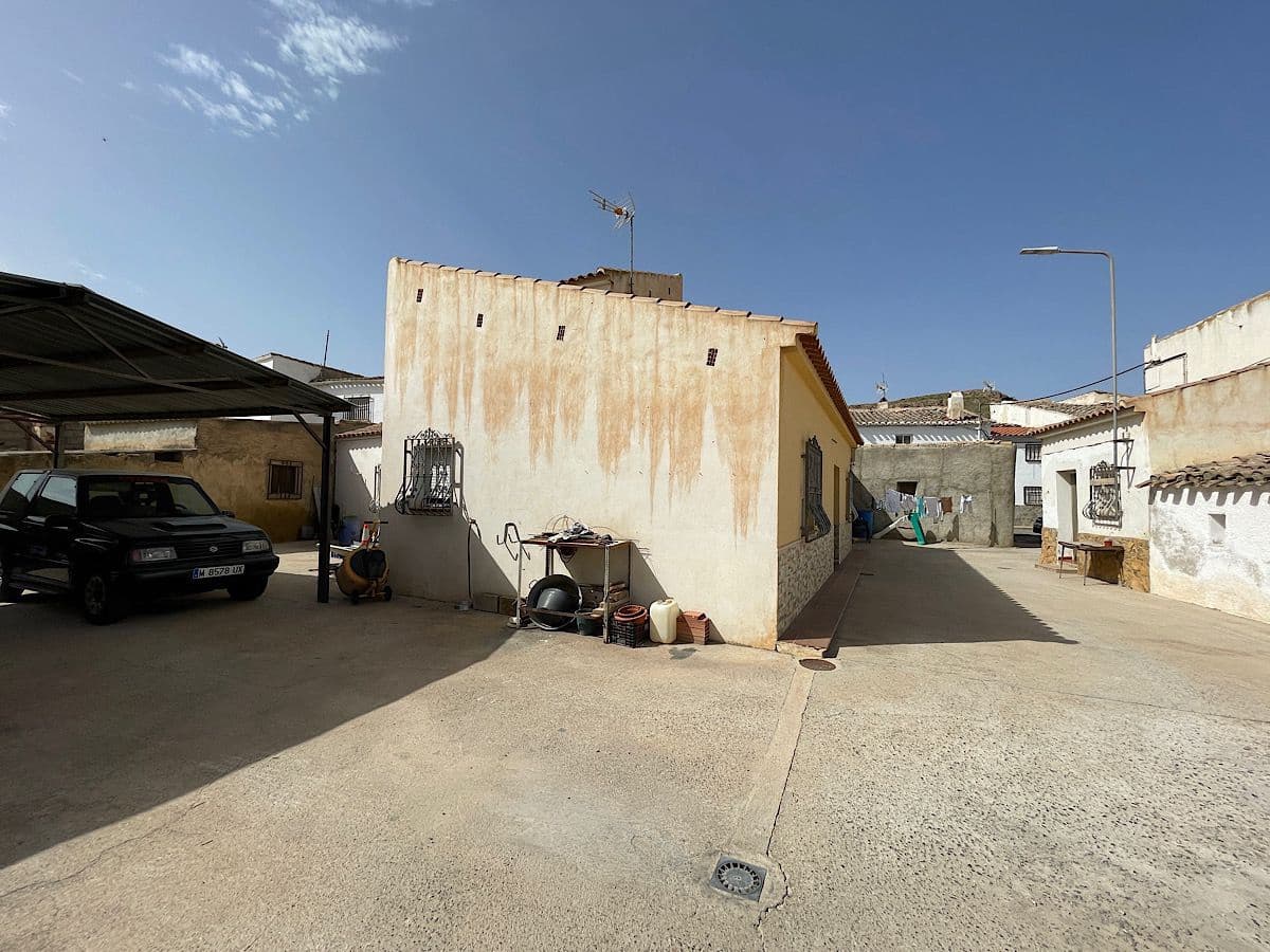 4 soverom Hus til salgs i Cariatiz - € 120 000 (Ref: 9176638)