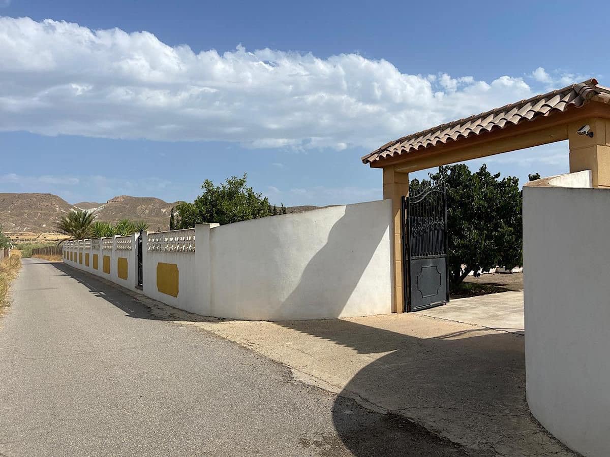 3 soveværelse Finca/Landehus til salg i Tabernas med garage - € 260.000 (Ref: 9215481)