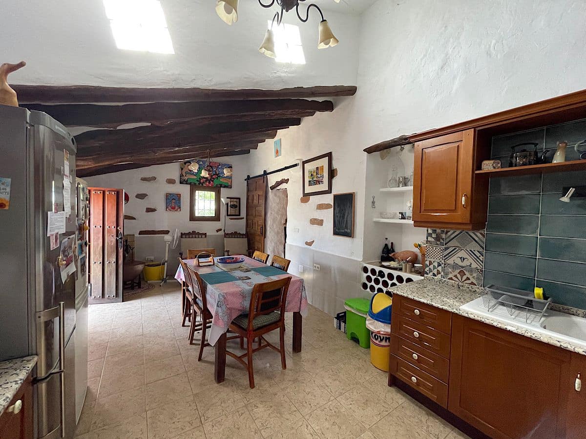 3 bedroom Finca/Country House for sale in Sorbas with garage - € 210,000 (Ref: 9253657)