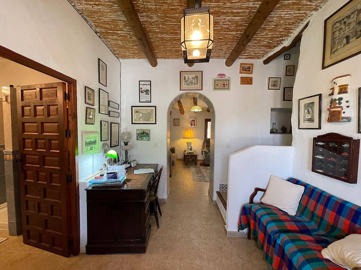 3 bedroom Finca/Country House for sale in Sorbas with garage - € 210,000 (Ref: 9253657)