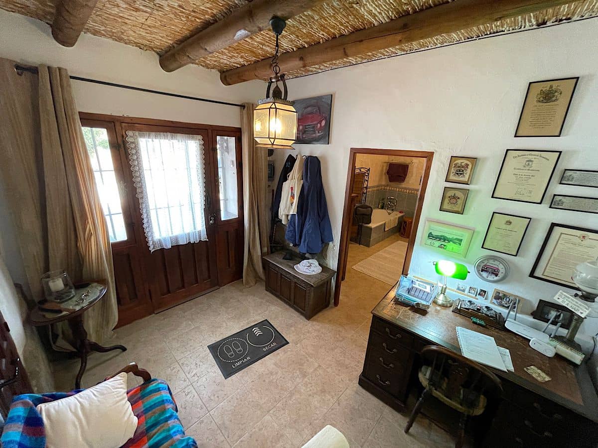 3 bedroom Finca/Country House for sale in Sorbas with garage - € 210,000 (Ref: 9253657)