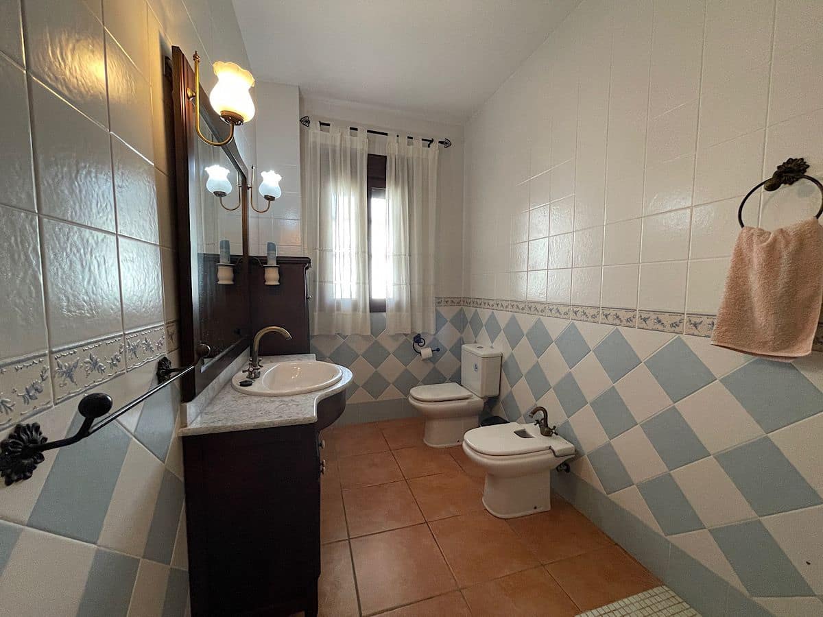 4 quarto Quinta/Casa Rural para venda em Sorbas com garagem - 220 000 € (Ref: 9294213)