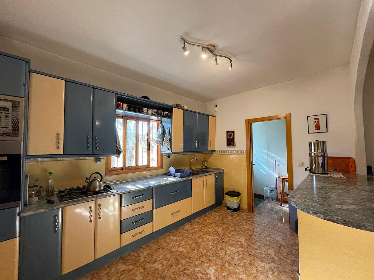 4 soveværelse Finca/Landehus til salg i Tabernas - € 190.000 (Ref: 9356830)