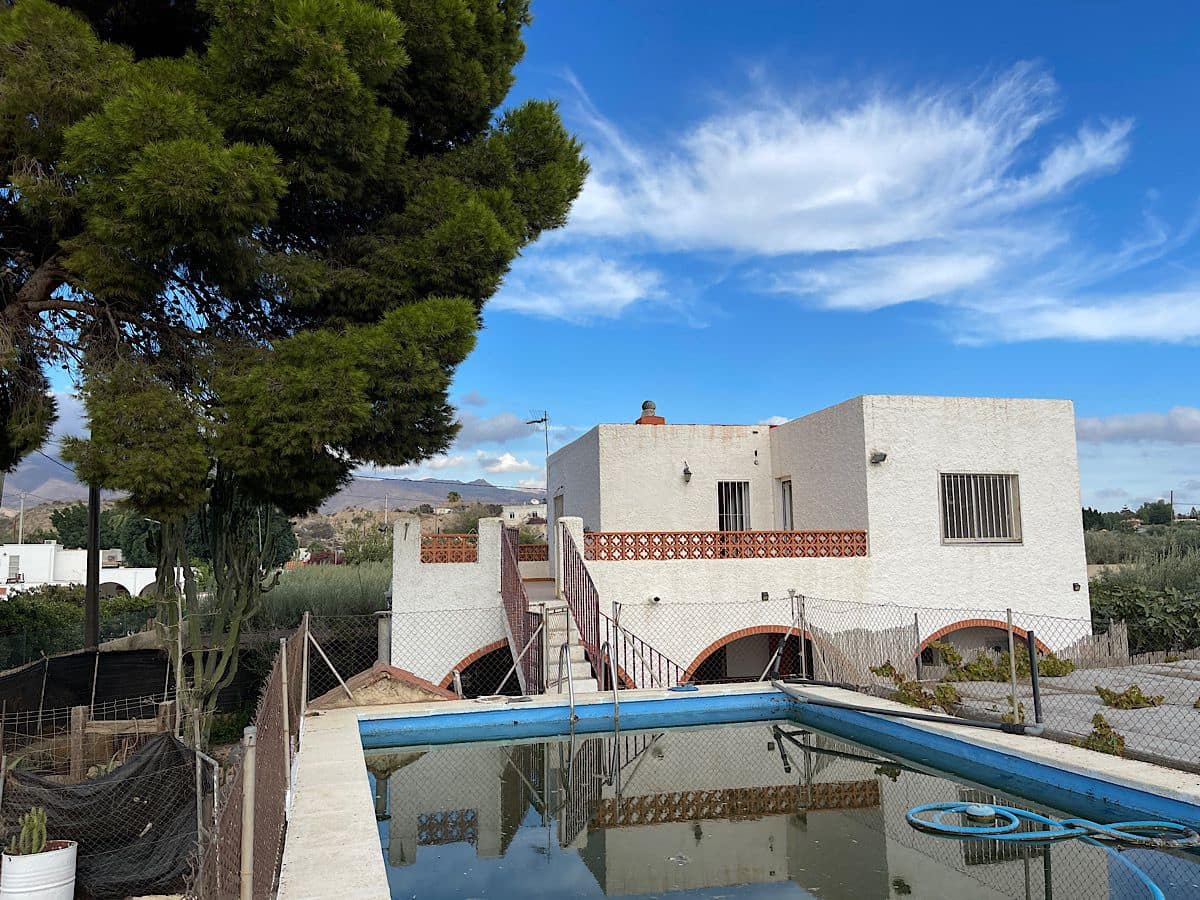 3 soveværelse Finca/Landehus til salg i Pechina - € 180.000 (Ref: 9357240)