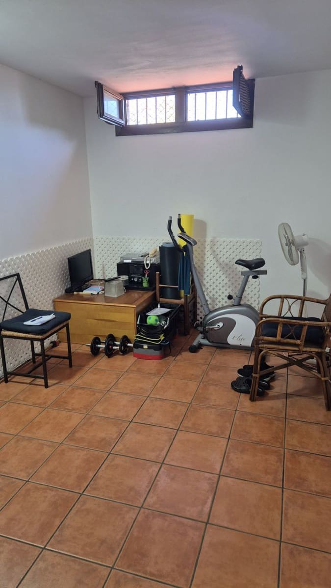 5 soveværelse Finca/Landehus til salg i El Cabo de Gata med garage - € 459.000 (Ref: 9450103)