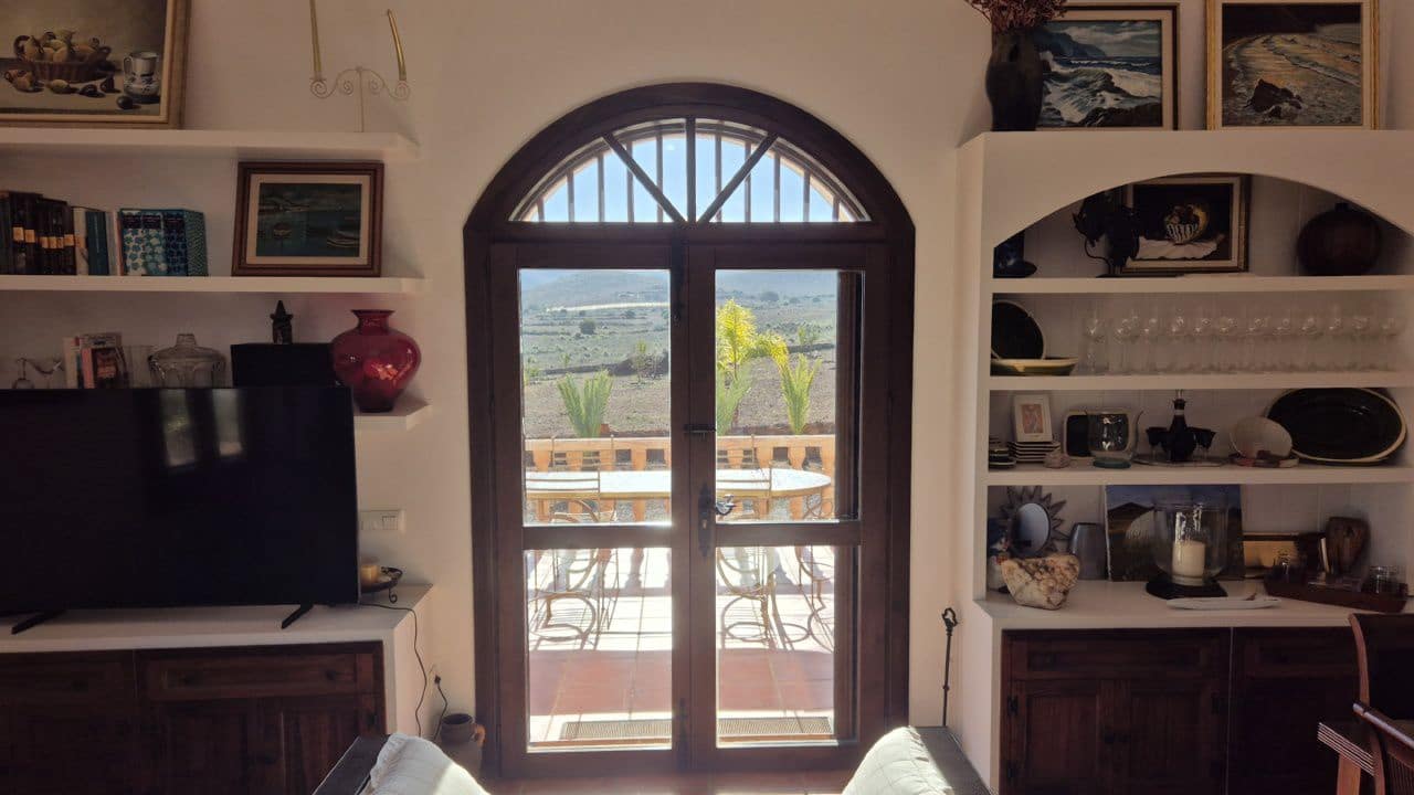 5 soveværelse Finca/Landehus til salg i El Cabo de Gata med garage - € 459.000 (Ref: 9450103)