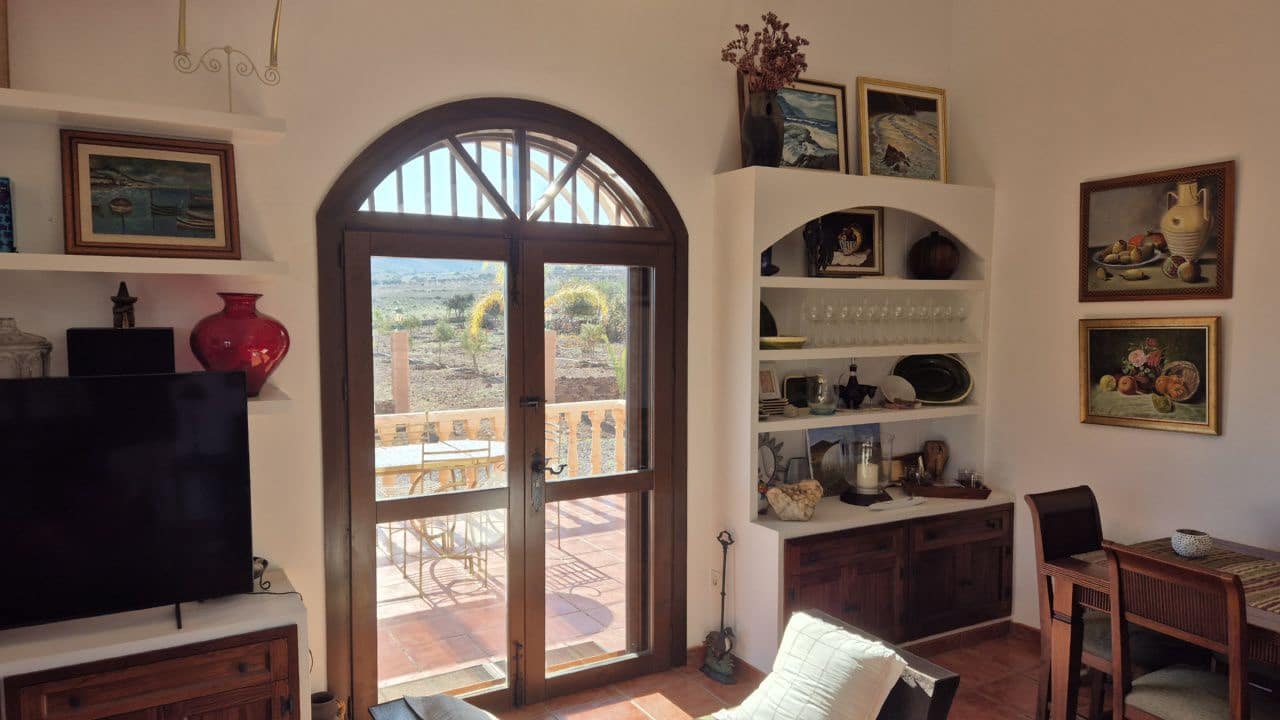 5 soveværelse Finca/Landehus til salg i El Cabo de Gata med garage - € 459.000 (Ref: 9450103)