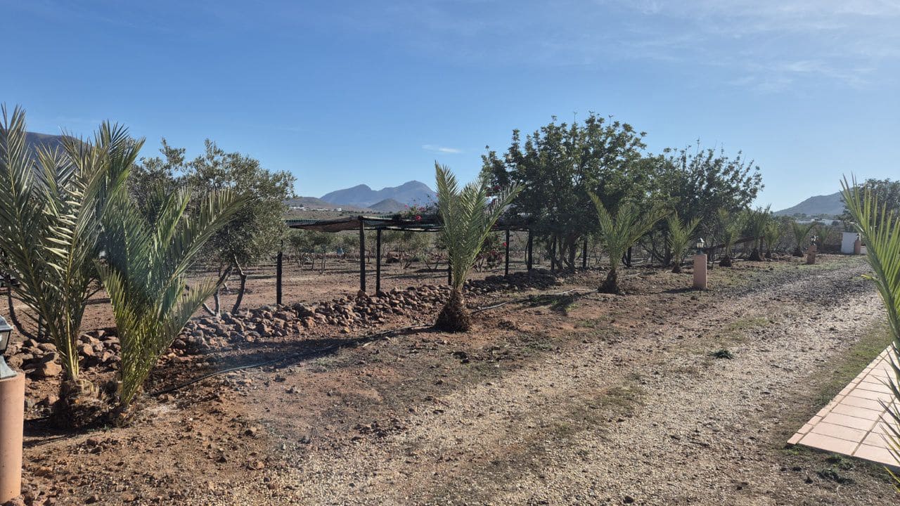 5 soveværelse Finca/Landehus til salg i El Cabo de Gata med garage - € 459.000 (Ref: 9450103)