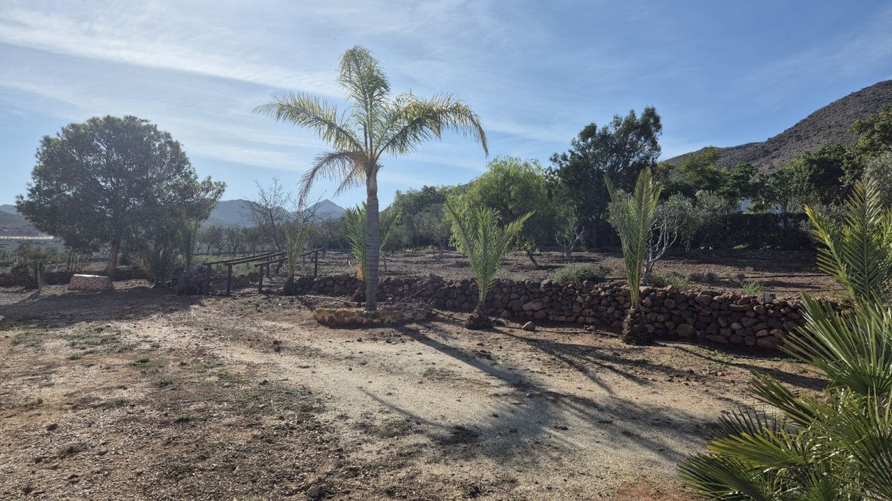 5 soveværelse Finca/Landehus til salg i El Cabo de Gata med garage - € 459.000 (Ref: 9450103)