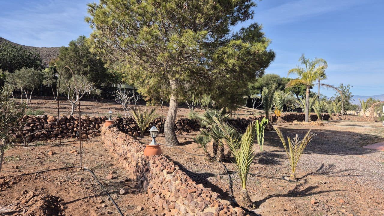 5 soveværelse Finca/Landehus til salg i El Cabo de Gata med garage - € 459.000 (Ref: 9450103)