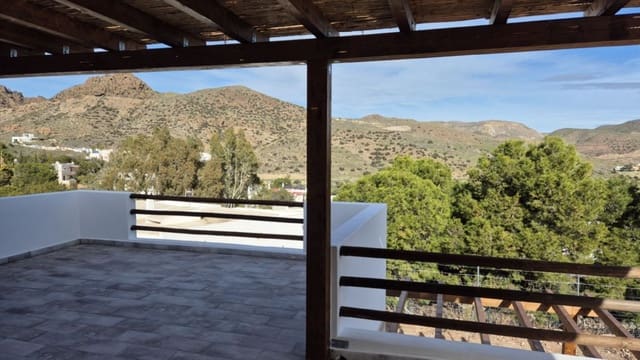 4 soveværelse Byhus til salg i Las Negras, Níjar - € 599.995 (Ref: 9535588)