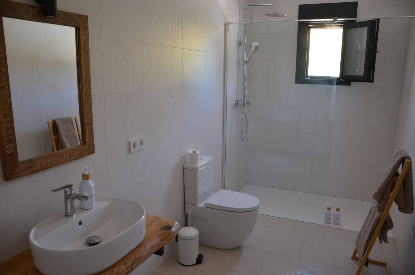 4 bedroom Townhouse for sale in Las Negras with garage - € 650,000 (Ref: 9535588)