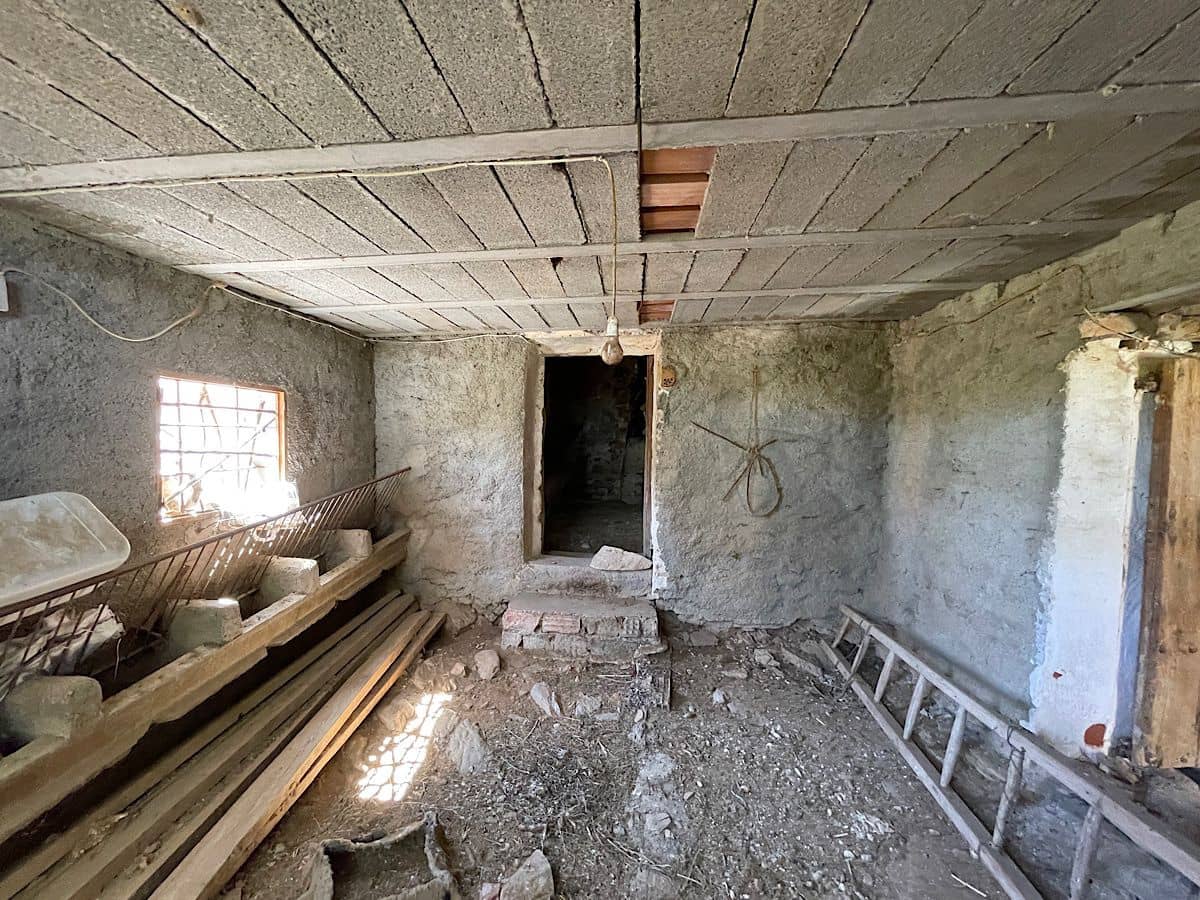 Finca/Country House for sale in Uleila del Campo - € 38,000 (Ref: 9536675)