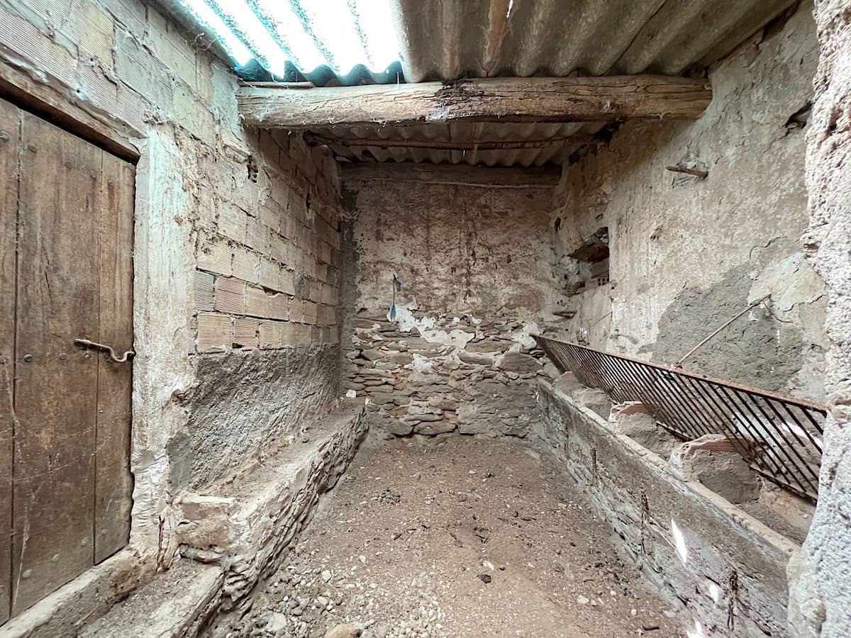 Finca/Country House for sale in Uleila del Campo - € 38,000 (Ref: 9536675)