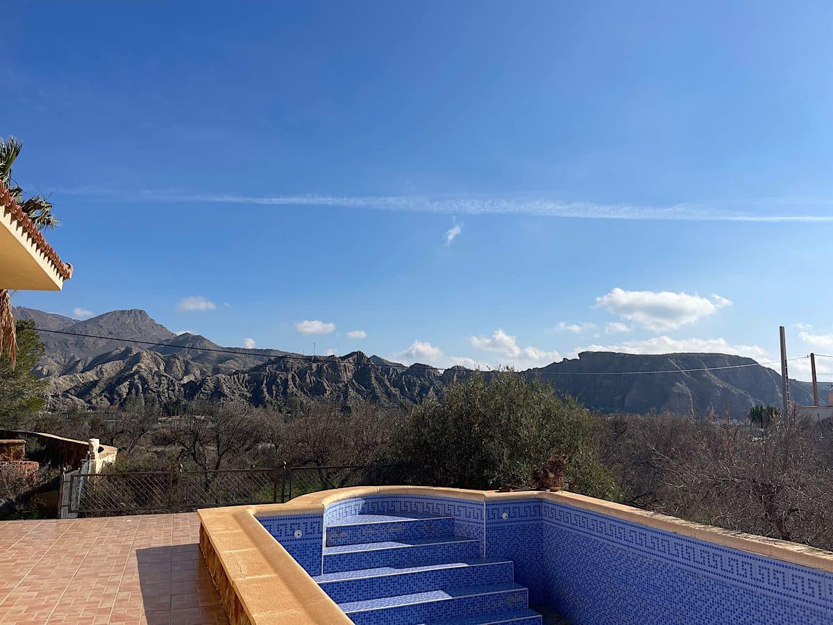 3 sypialnia Finka/Dom wiejski na sprzedaż w Gador z garażem - 250 000 € (Ref: 9576252)