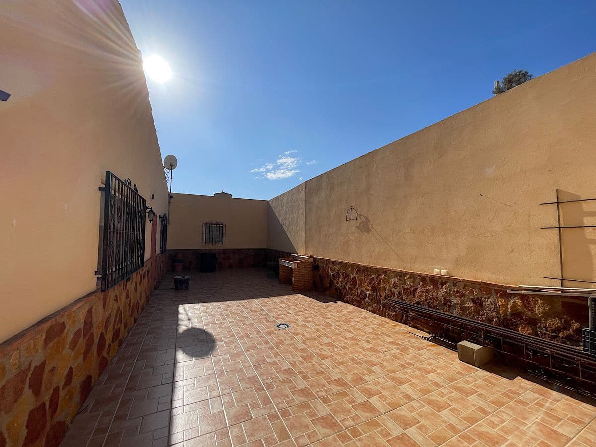 3 sypialnia Finka/Dom wiejski na sprzedaż w Gador z garażem - 250 000 € (Ref: 9576252)