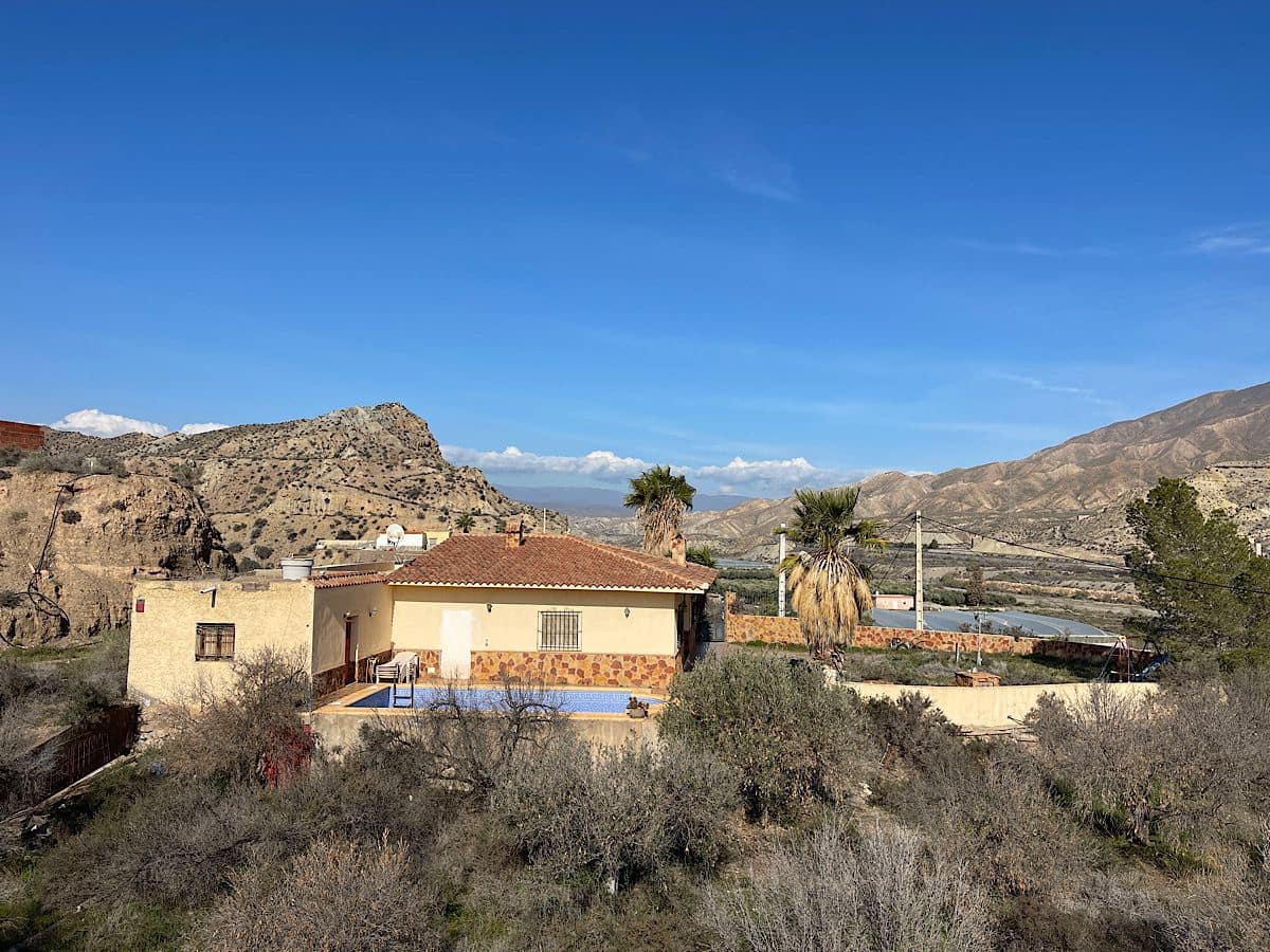 3 sypialnia Finka/Dom wiejski na sprzedaż w Gador z garażem - 250 000 € (Ref: 9576252)