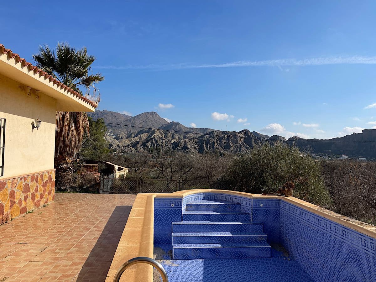 3 sypialnia Finka/Dom wiejski na sprzedaż w Gador z garażem - 250 000 € (Ref: 9576252)