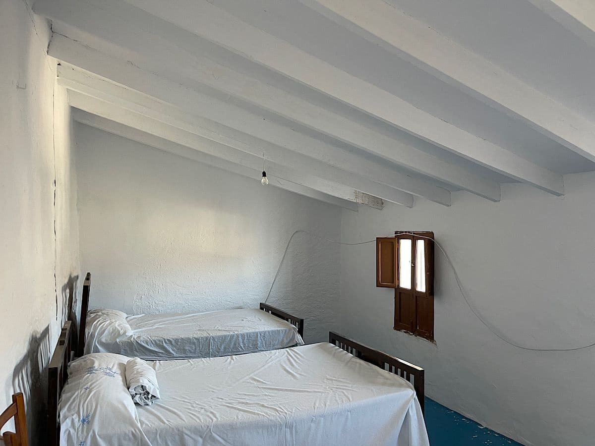 5 slaapkamer Huis te koop in Benizalon - € 60.000 (Ref: 9647835)