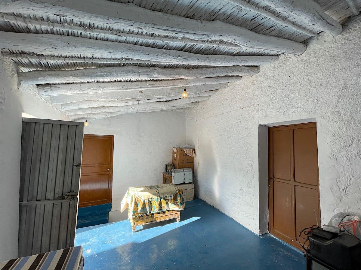 5 slaapkamer Huis te koop in Benizalon - € 60.000 (Ref: 9647835)