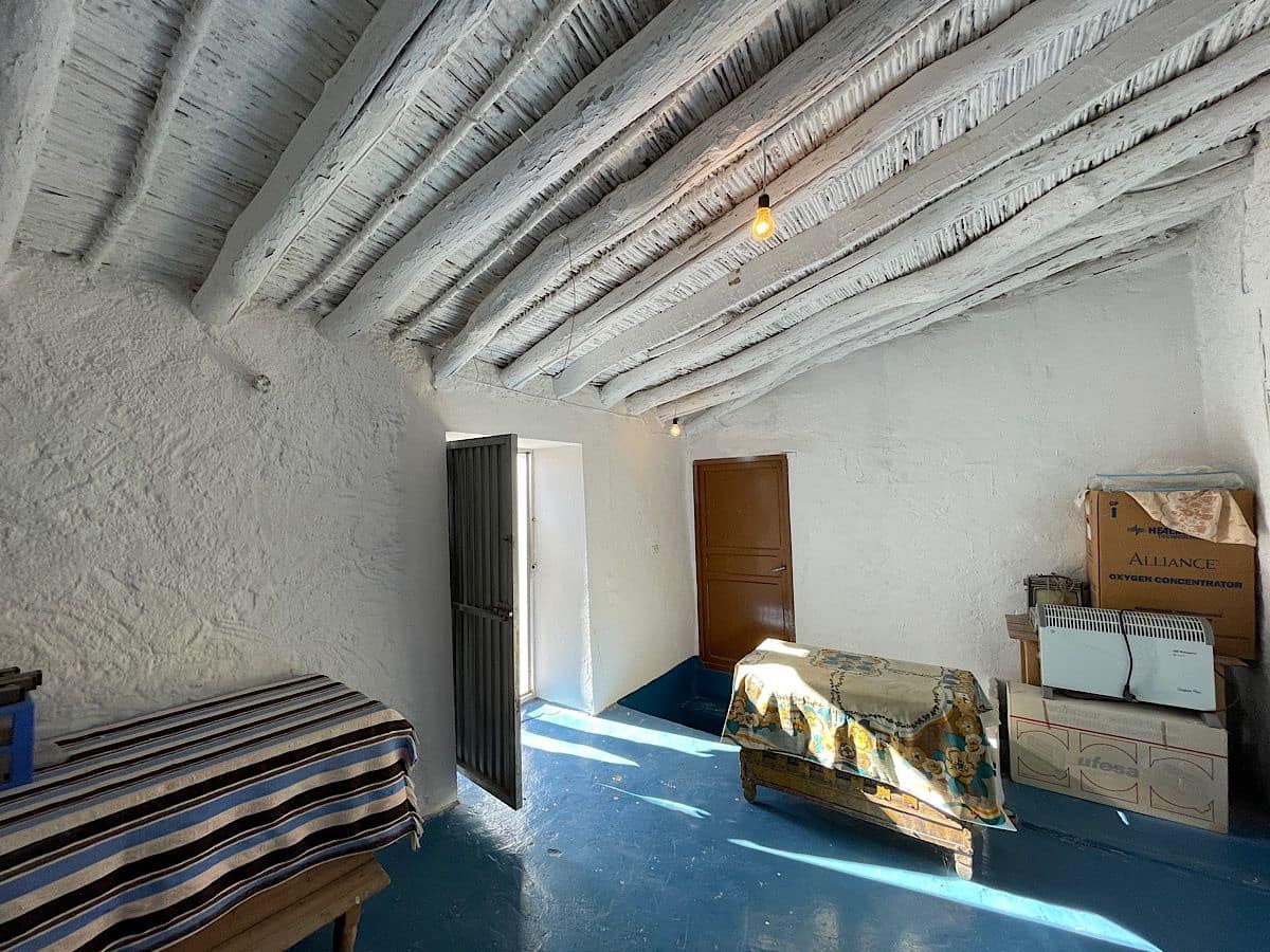 5 slaapkamer Huis te koop in Benizalon - € 60.000 (Ref: 9647835)