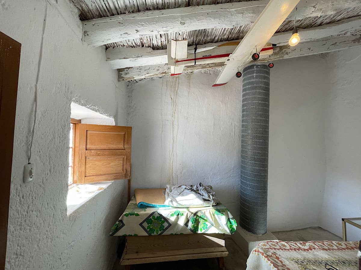 5 slaapkamer Huis te koop in Benizalon - € 60.000 (Ref: 9647835)