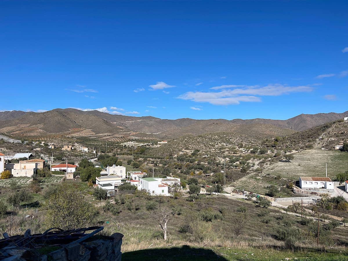 5 slaapkamer Huis te koop in Benizalon - € 60.000 (Ref: 9647835)