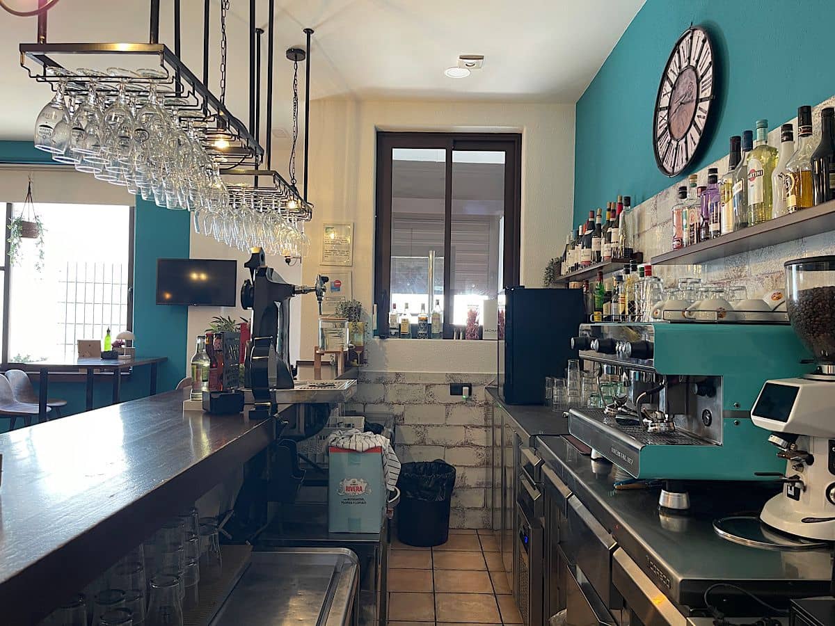 4 bedroom Hotel for sale in Lucainena de las Torres - € 370,000 (Ref: 9729254)