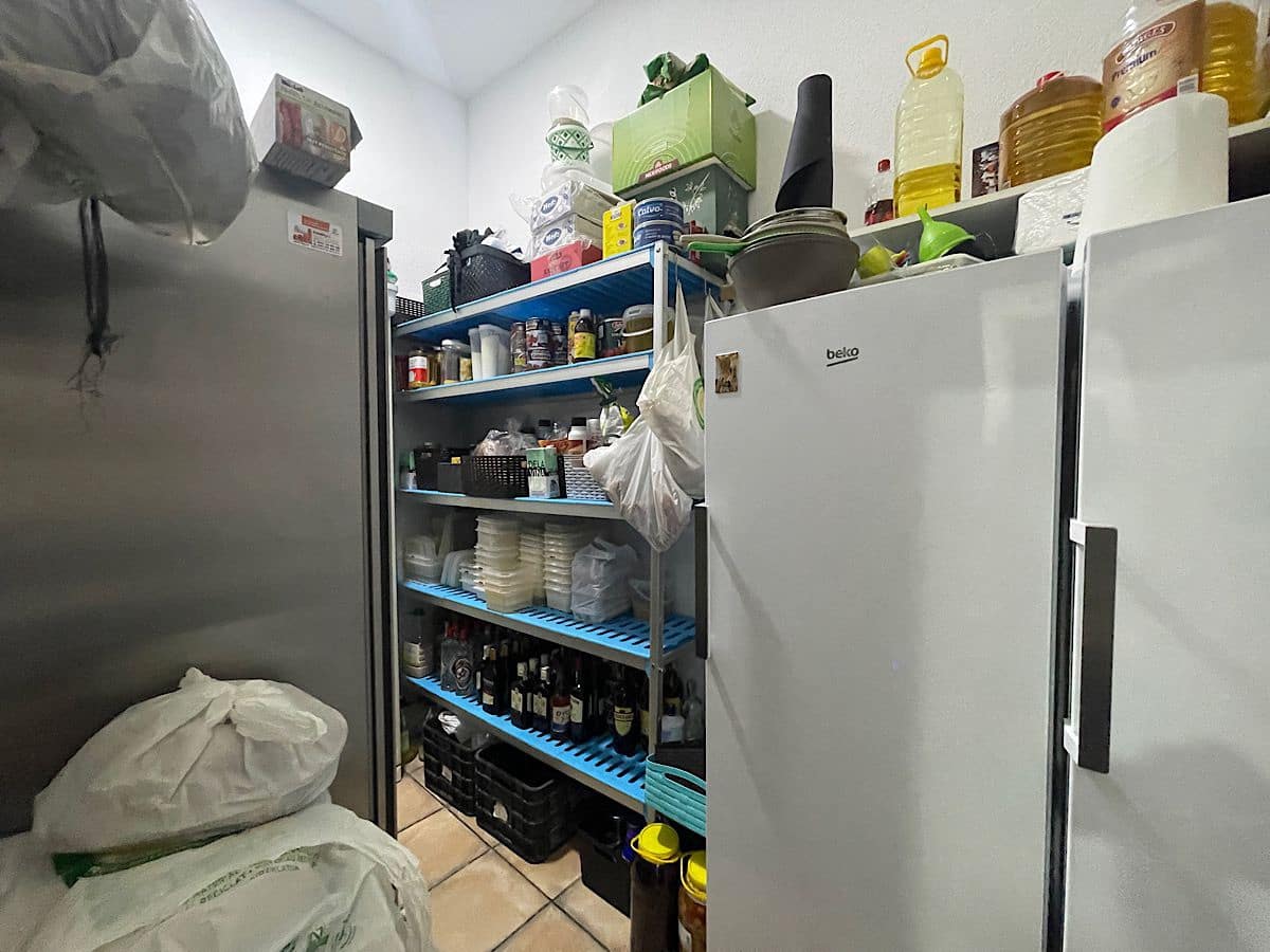 4 bedroom Hotel for sale in Lucainena de las Torres - € 370,000 (Ref: 9729254)