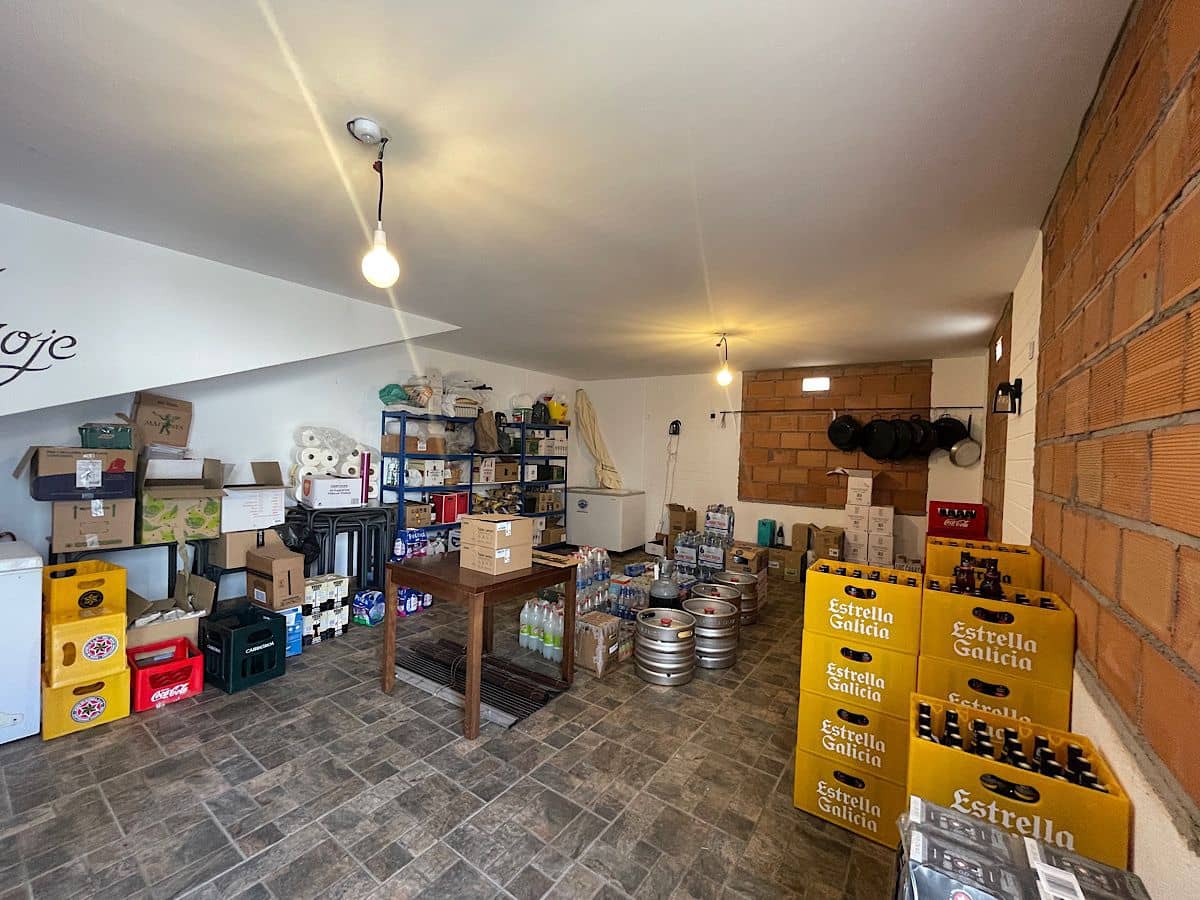 4 bedroom Hotel for sale in Lucainena de las Torres - € 370,000 (Ref: 9729254)