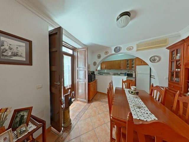 Casa de 3 habitaciones en Sorbas en venta - 59.000 € (Ref: 9794362)