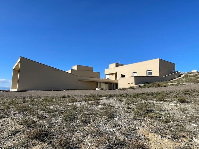 3 sovrum Finca/Hus på landet till salu i Tabernas - 695 000 € (Ref: 9814266)