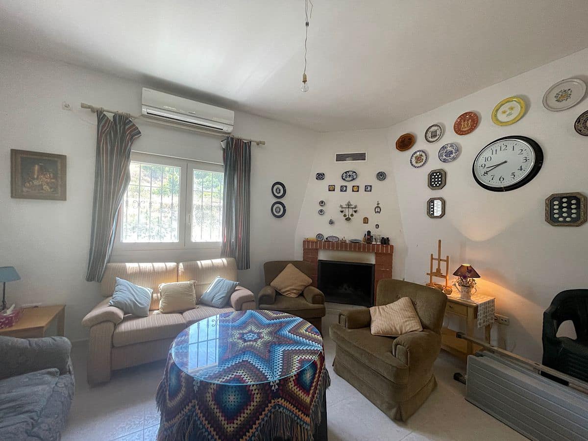 2 bedroom Finca/Country House for sale in Bentarique with garage - € 265,000 (Ref: 9840259)