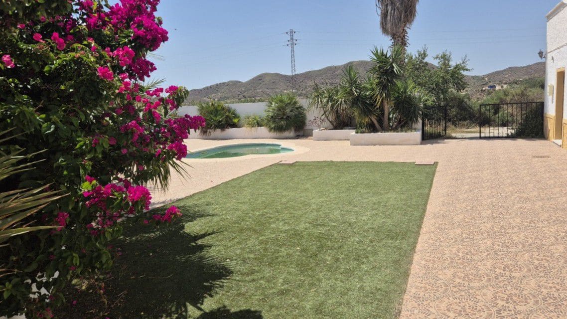 3 bedroom Townhouse for sale in Cariatiz with pool garage - € 157,000 (Ref: 9933717)