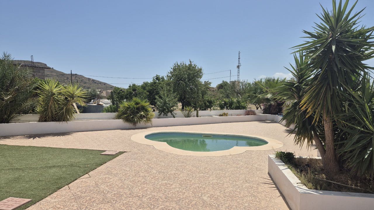 3 bedroom Townhouse for sale in Cariatiz with pool garage - € 157,000 (Ref: 9933717)