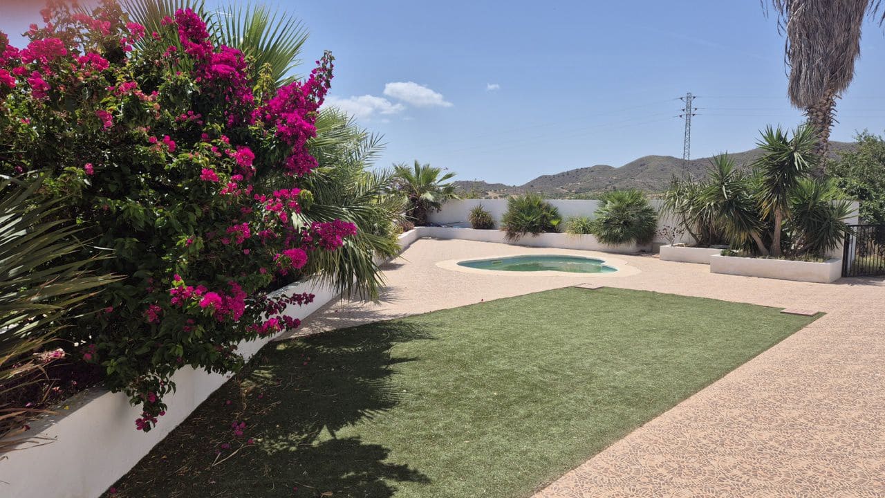 3 bedroom Townhouse for sale in Cariatiz with pool garage - € 157,000 (Ref: 9933717)