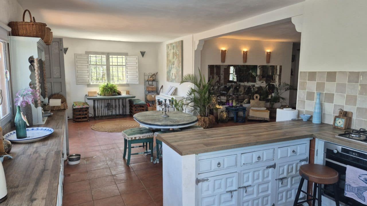 3 soveværelse Finca/Landehus til salg i Tabernas med swimmingpool garage - € 295.000 (Ref: 9959382)