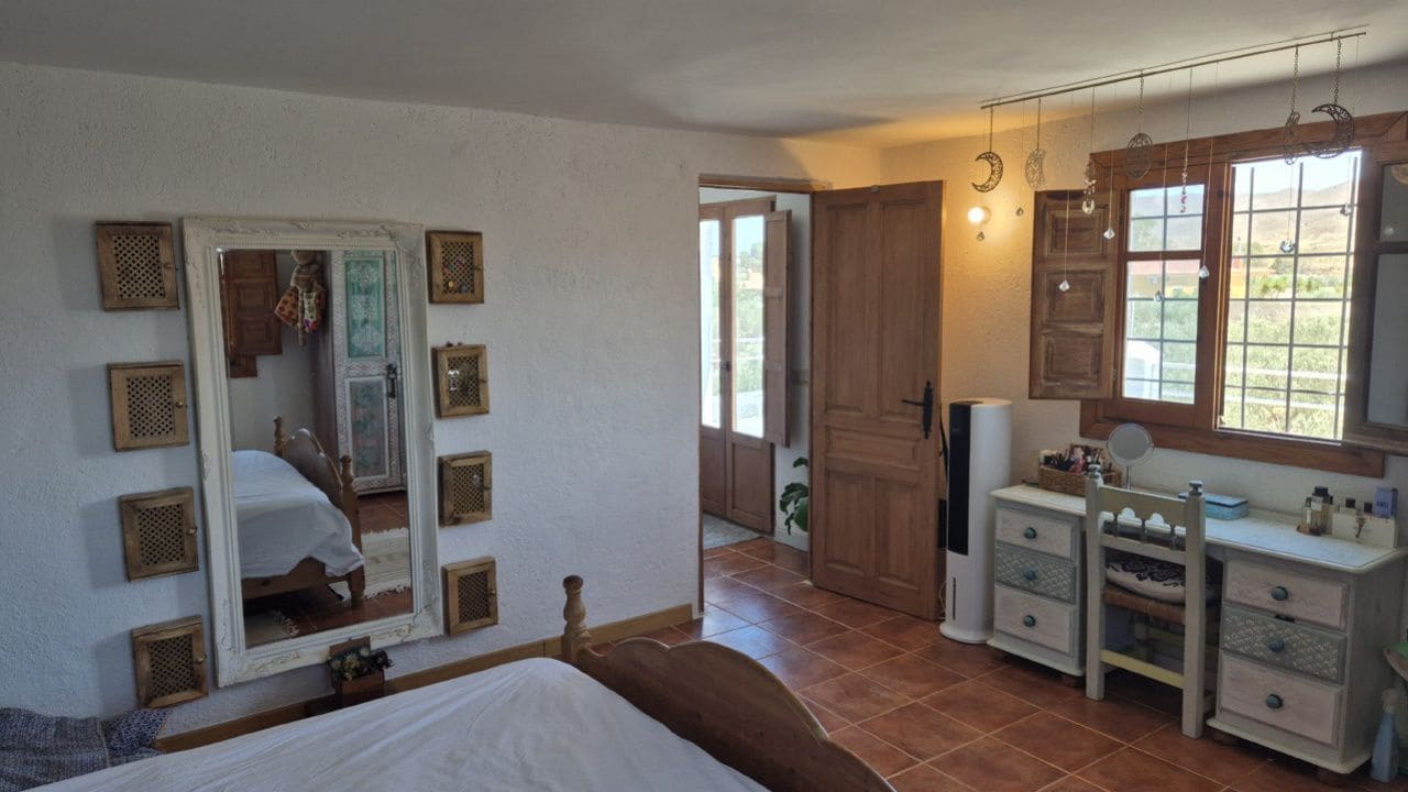 3 soveværelse Finca/Landehus til salg i Tabernas med swimmingpool garage - € 295.000 (Ref: 9959382)