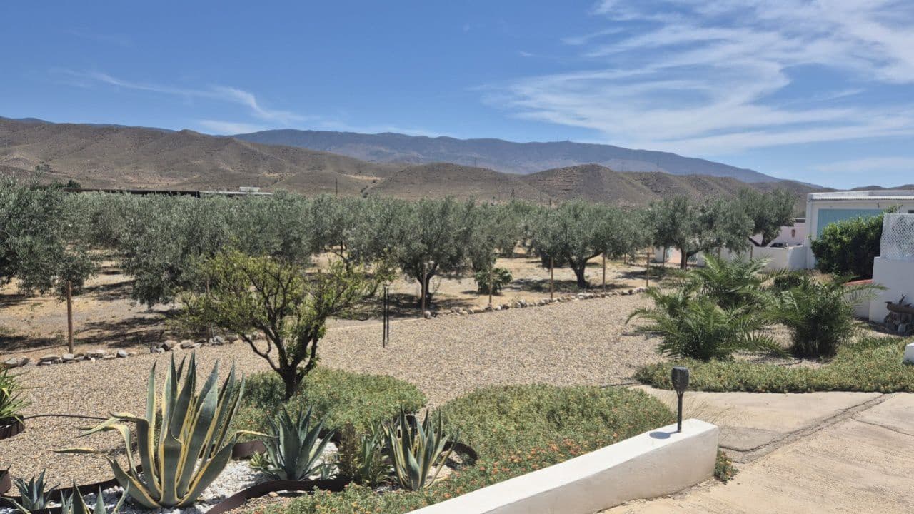 3 soveværelse Finca/Landehus til salg i Tabernas med swimmingpool garage - € 295.000 (Ref: 9959382)