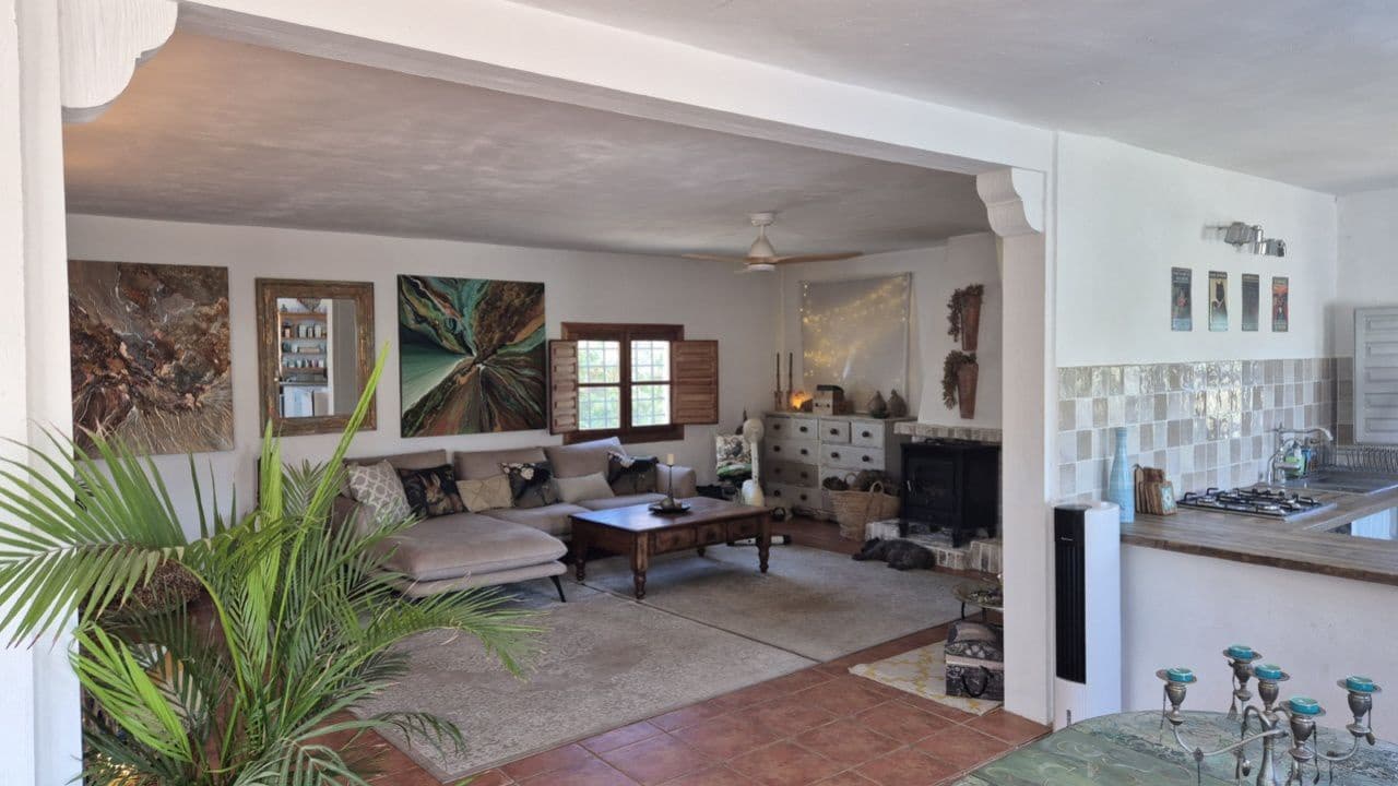 3 soveværelse Finca/Landehus til salg i Tabernas med swimmingpool garage - € 295.000 (Ref: 9959382)