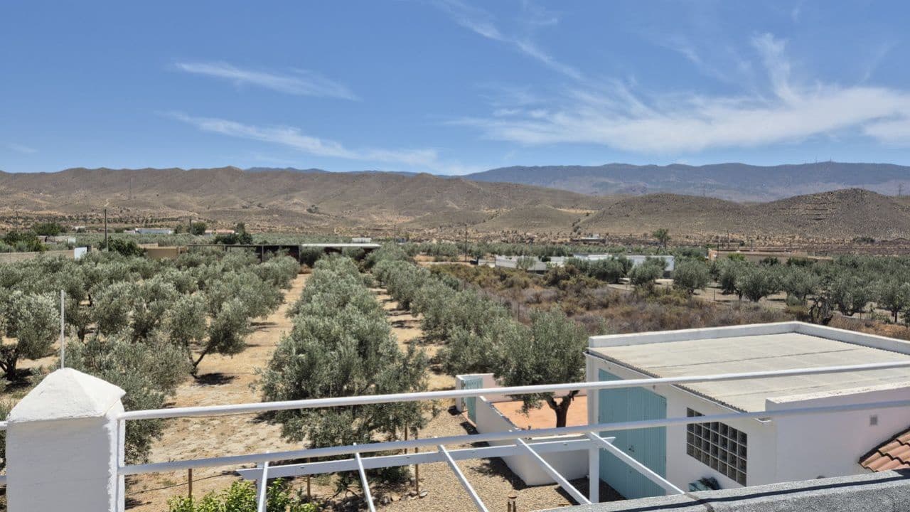 3 soveværelse Finca/Landehus til salg i Tabernas med swimmingpool garage - € 295.000 (Ref: 9959382)