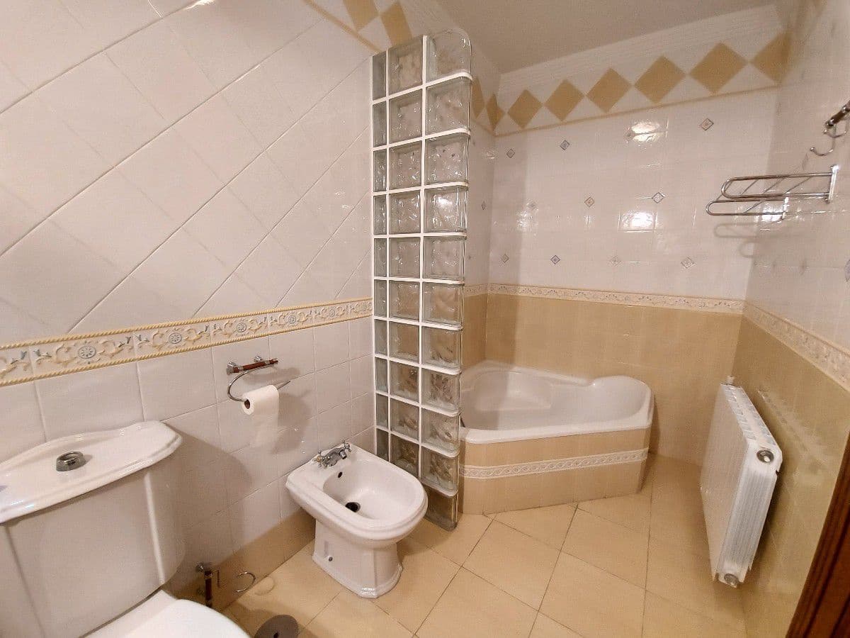 4 chambre Finca/Maison de Campagne à vendre à Cariatiz avec garage - 260 000 € (Ref: 9980210)