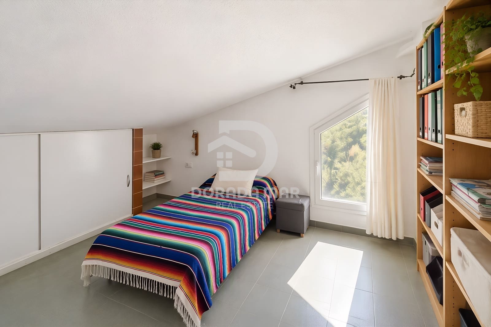 4 bedroom Villa for sale in Olivella - € 389,000 (Ref: 10158342)