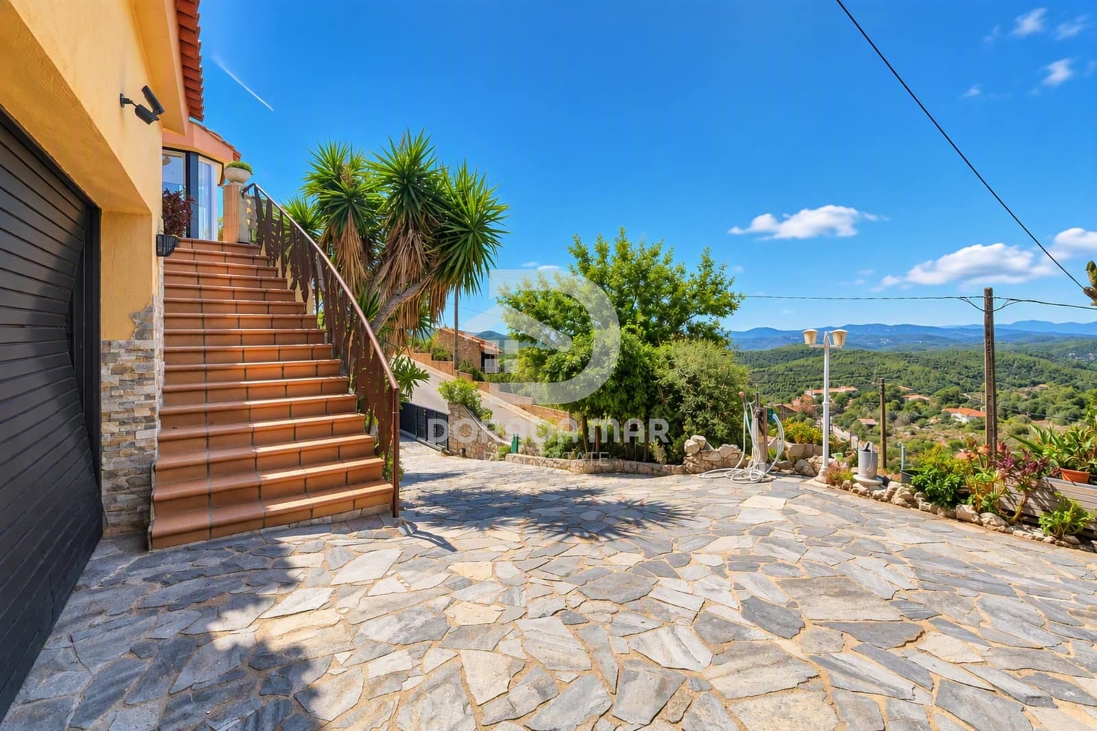 4 bedroom Villa for sale in Olivella - € 389,000 (Ref: 10158342)