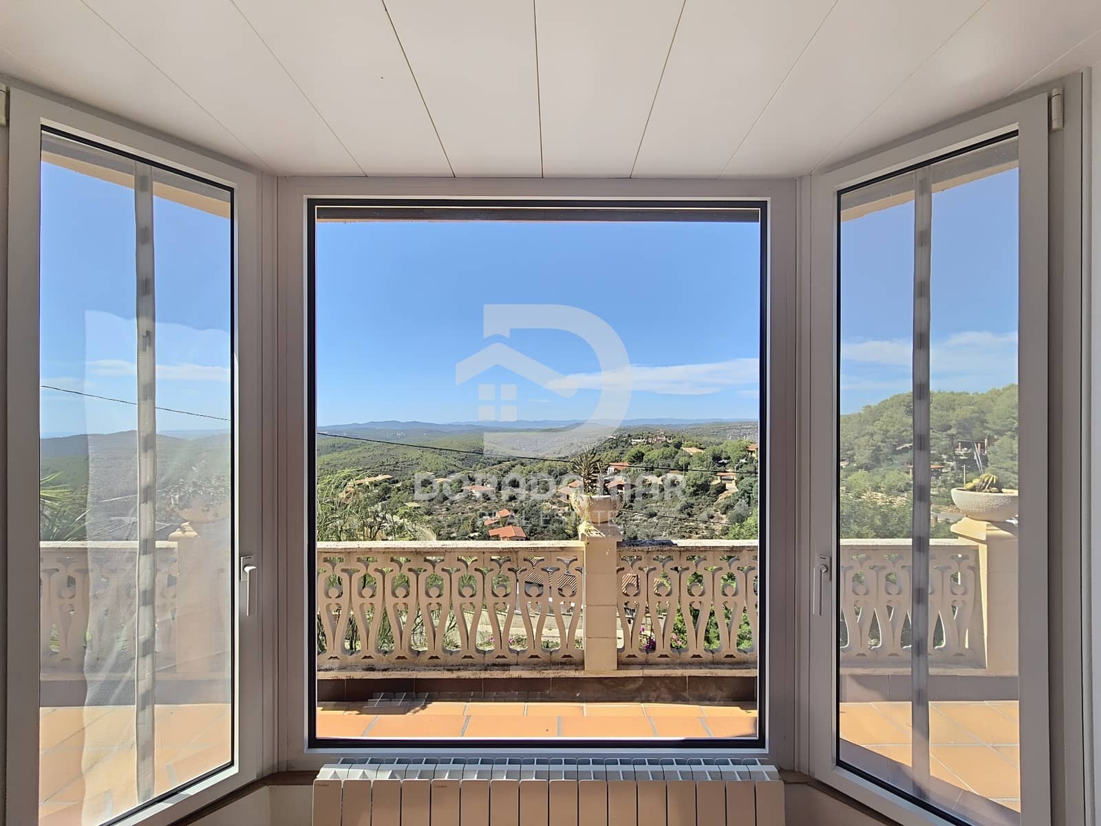 4 bedroom Villa for sale in Olivella - € 389,000 (Ref: 10158342)
