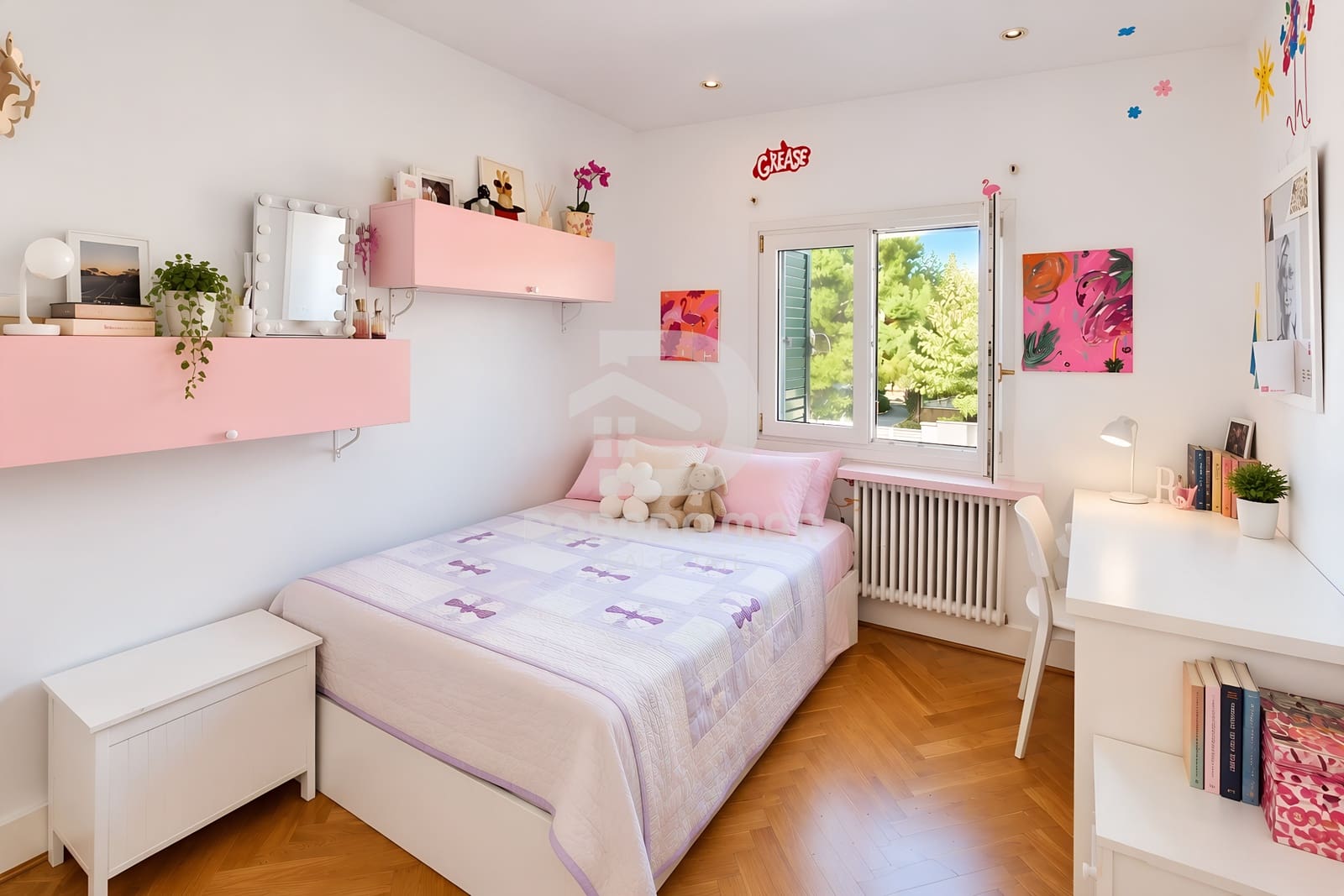4 bedroom Villa for sale in Sant Pere de Ribes with pool - € 968,000 (Ref: 10158415)