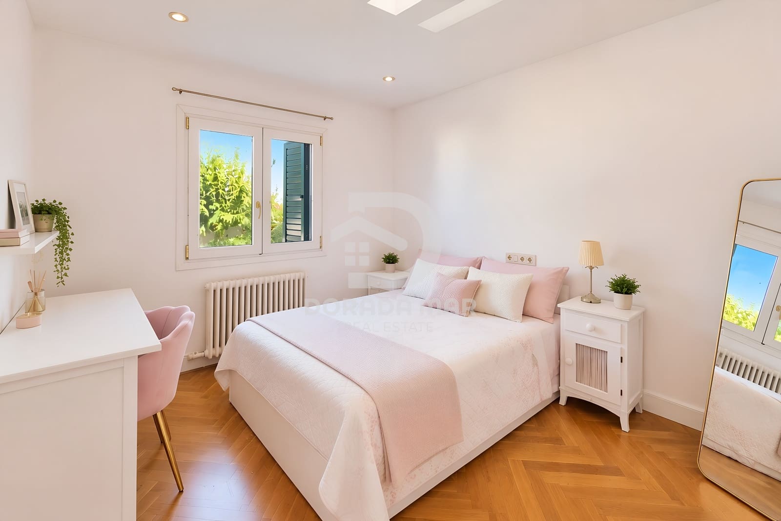 4 bedroom Villa for sale in Sant Pere de Ribes with pool - € 968,000 (Ref: 10158415)
