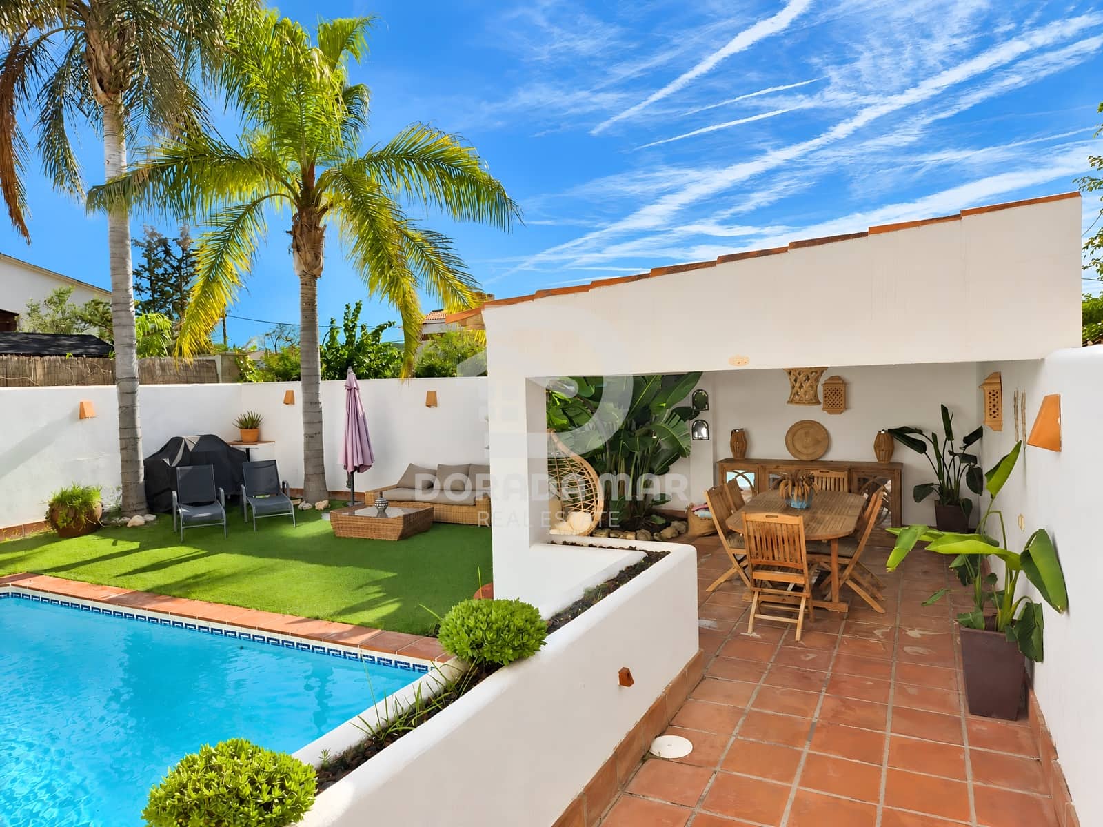 4 bedroom Villa for sale in Sant Pere de Ribes with pool - € 968,000 (Ref: 10158415)