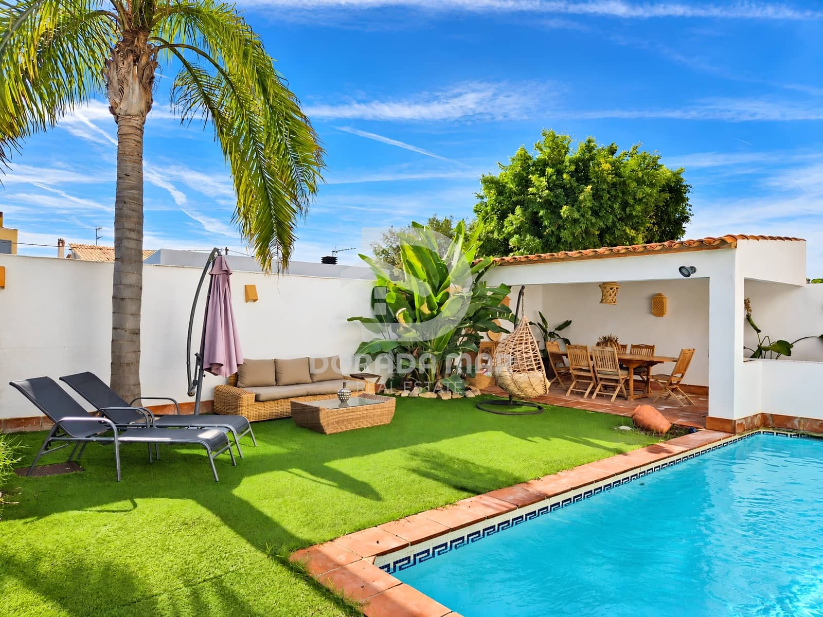 4 bedroom Villa for sale in Sant Pere de Ribes with pool - € 968,000 (Ref: 10158415)