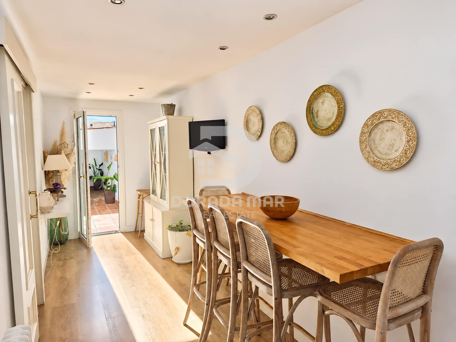 4 bedroom Villa for sale in Sant Pere de Ribes with pool - € 968,000 (Ref: 10158415)
